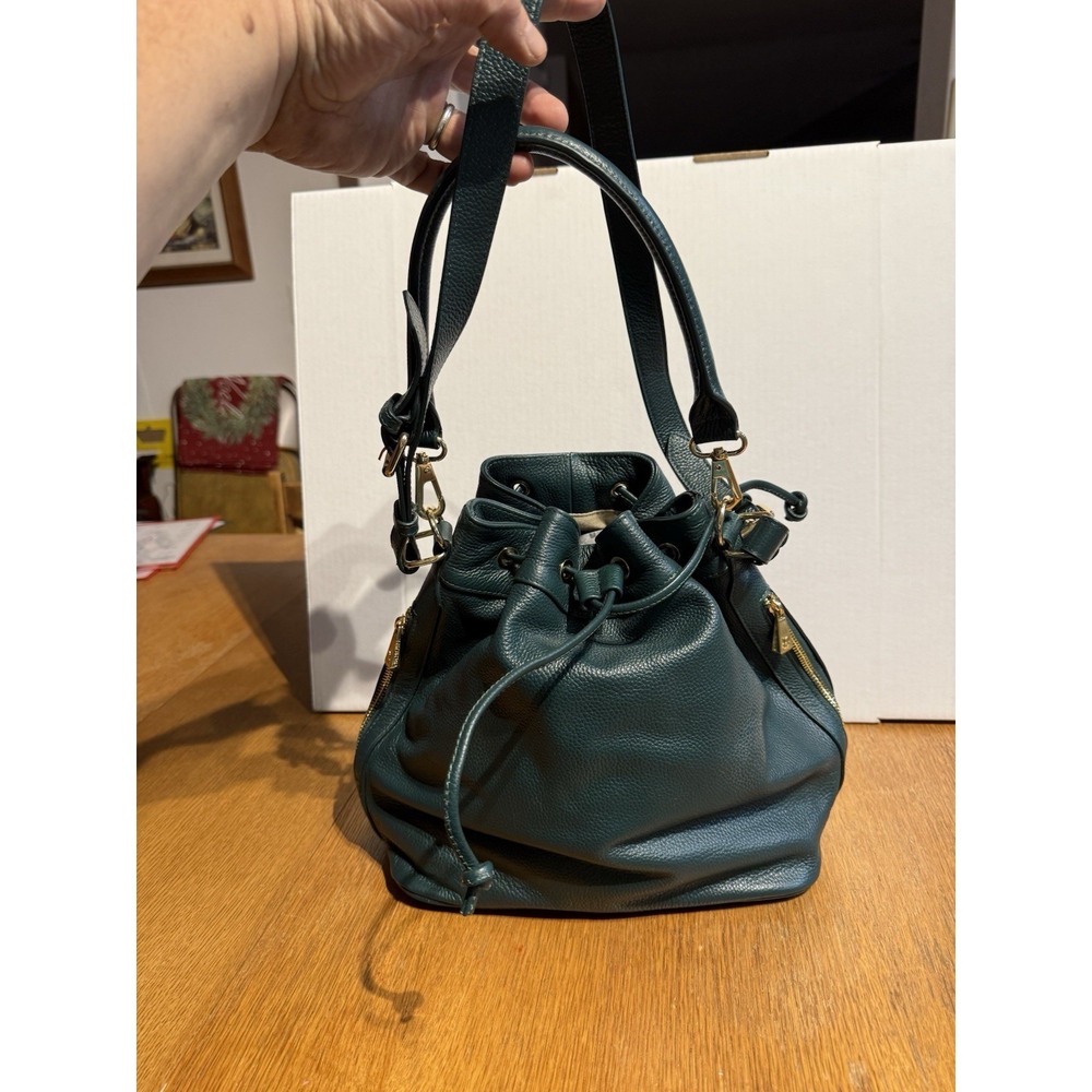 Ora Delphine Leather Bucket Bag Green NWOT Drawstring Side Zip‎ Pocket Purse
